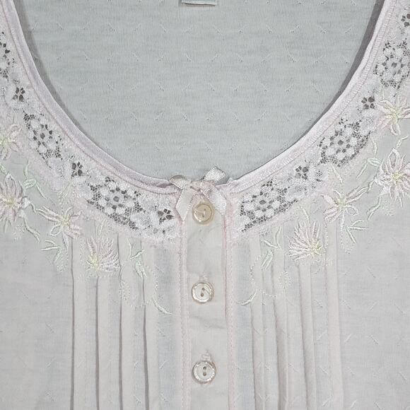 Miss Elaine Short Sleeve Nightgown Embroidery Pleated Detail Light Pink Size 2X - Picture 4 of 8